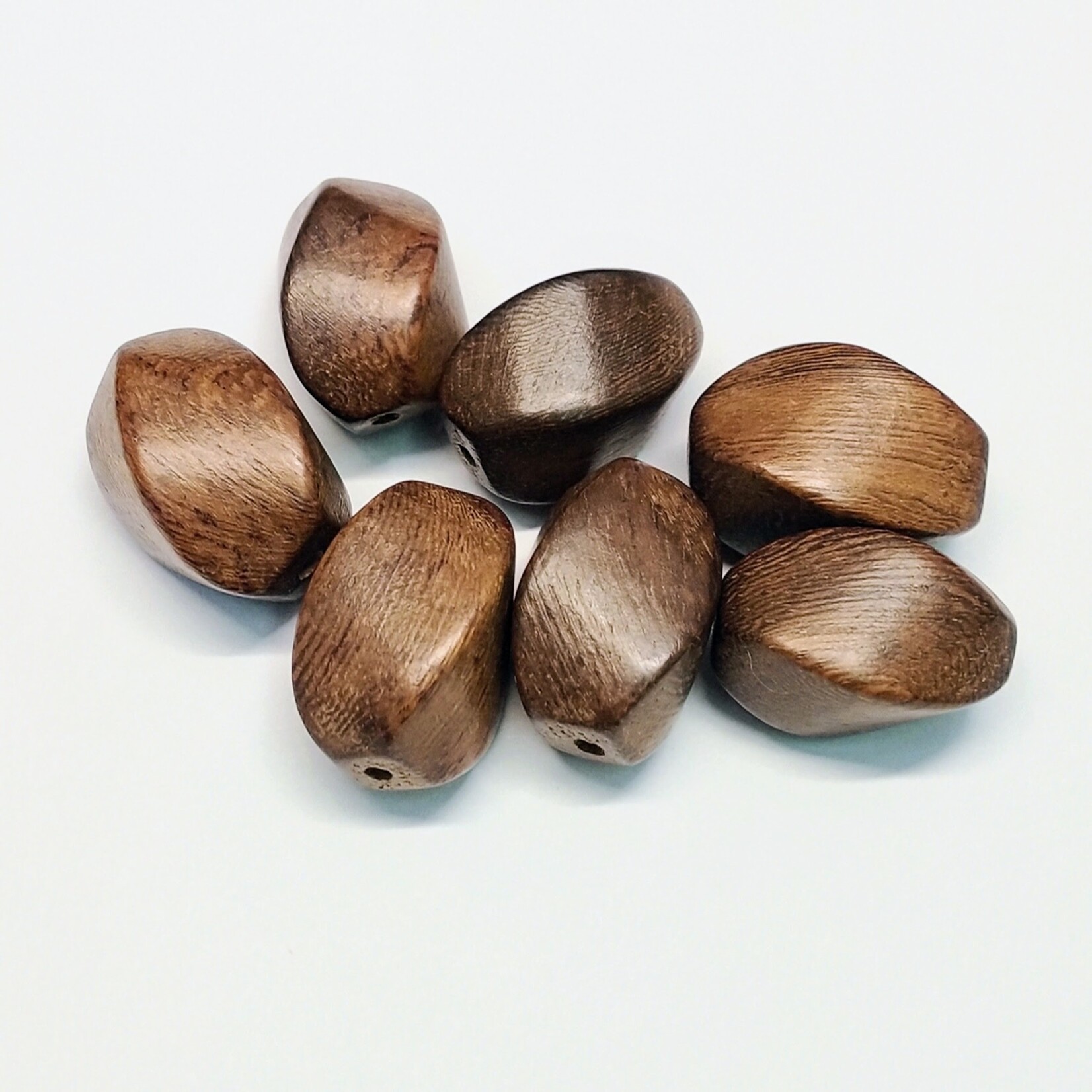 Medium Dark Grain Twisted Wood Bead