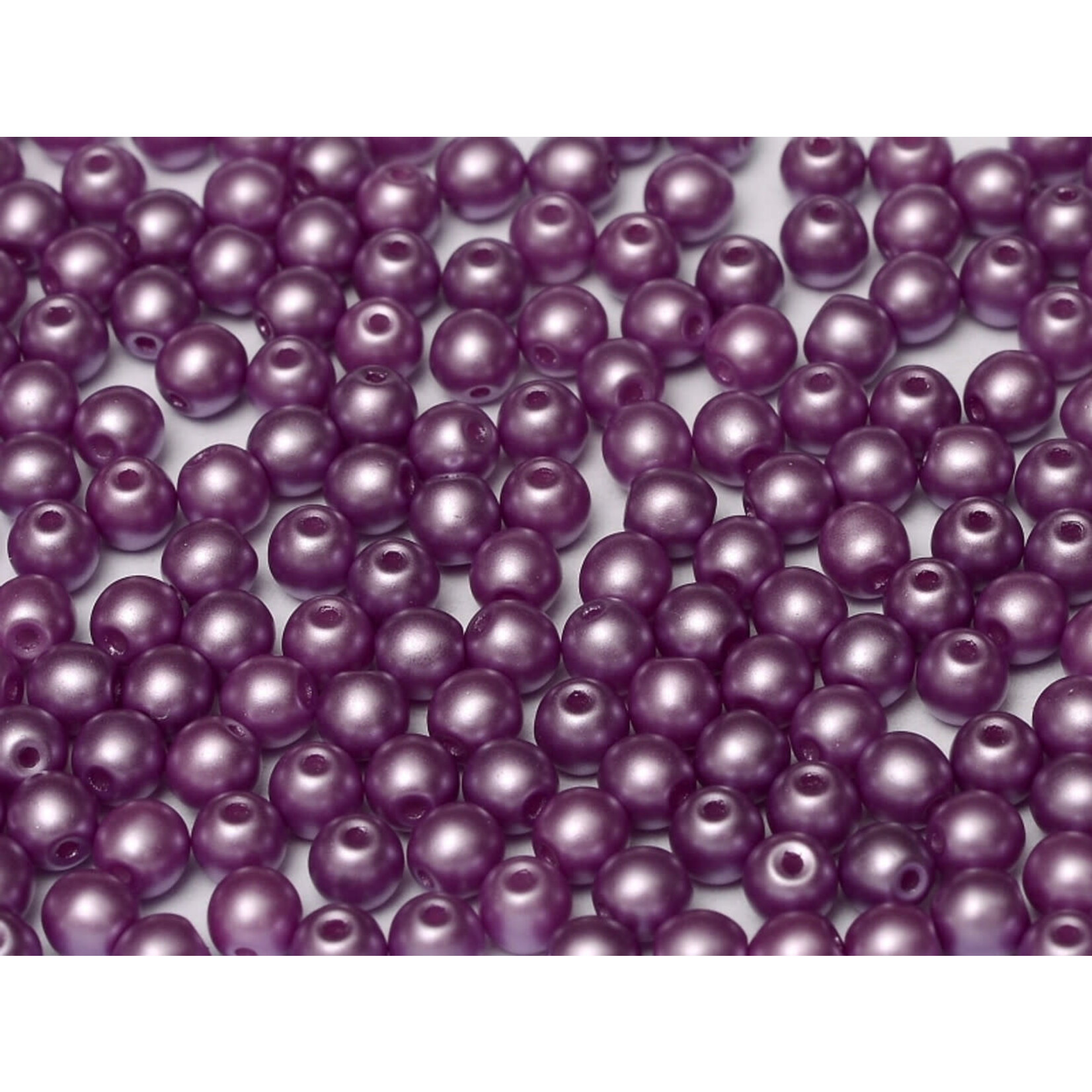 Druk Glass Bead Pastel Lilac 4mm Round - Bag of 25