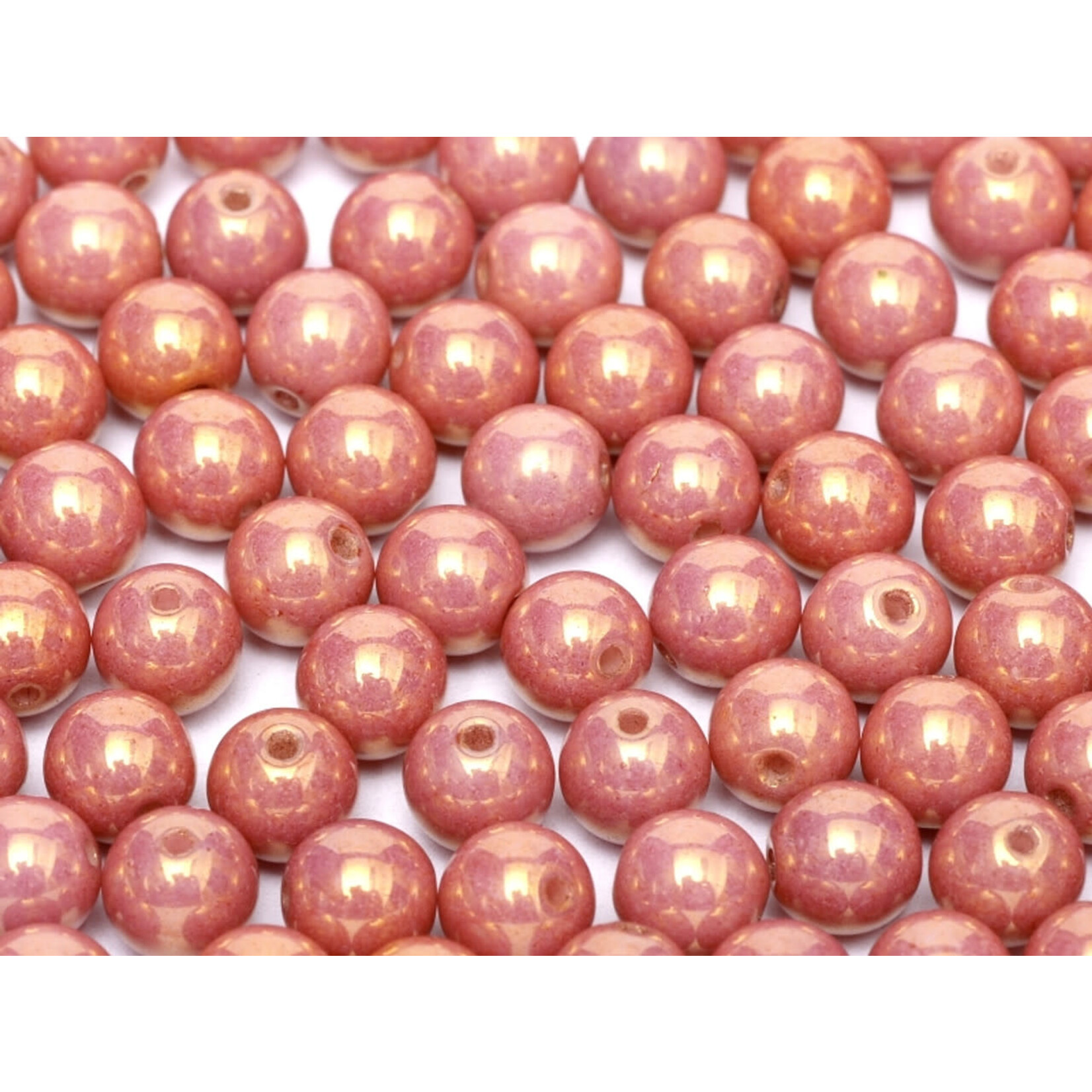 Druk Glass Bead Red Luster 4mm Round - Bag of 25