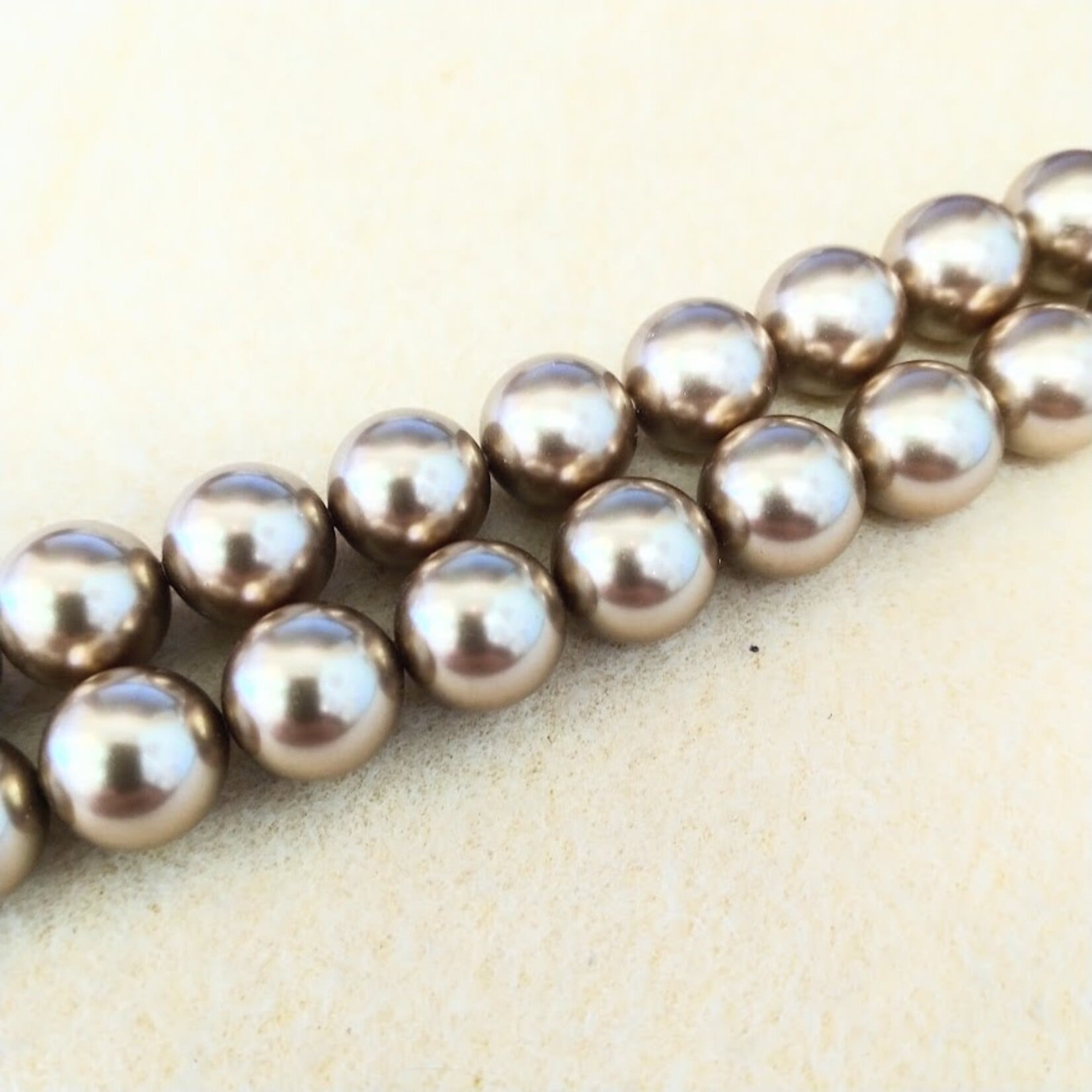 Swarovski Pearl 12mm Round Bronze Strand