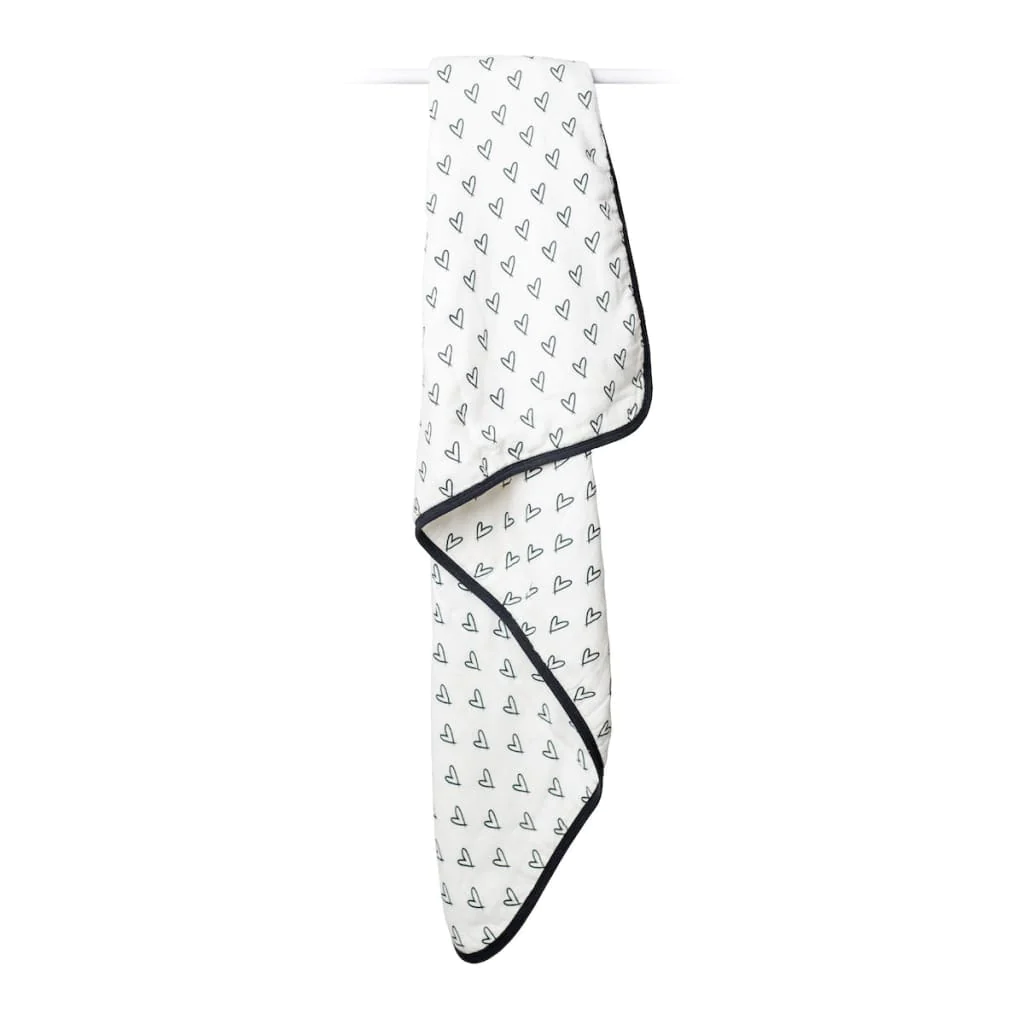 Lulujo Lulujo Modern Collection Quilt Messy Hearts