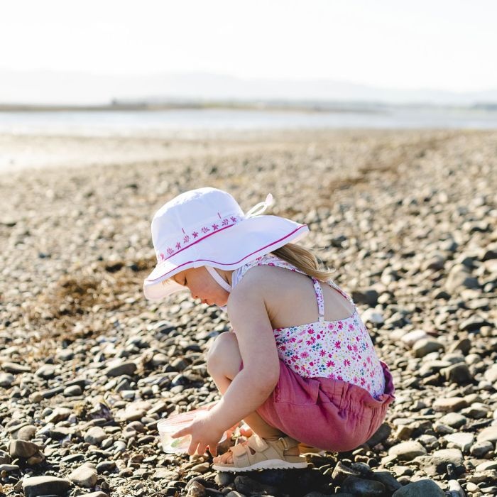 CaliKids Calikids Bucket Sun Hat Back Flap Quick Dry White/Pink