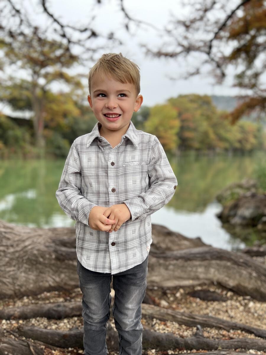 Me & Henry Me & Henry Atwood Unlined Plaid Grey