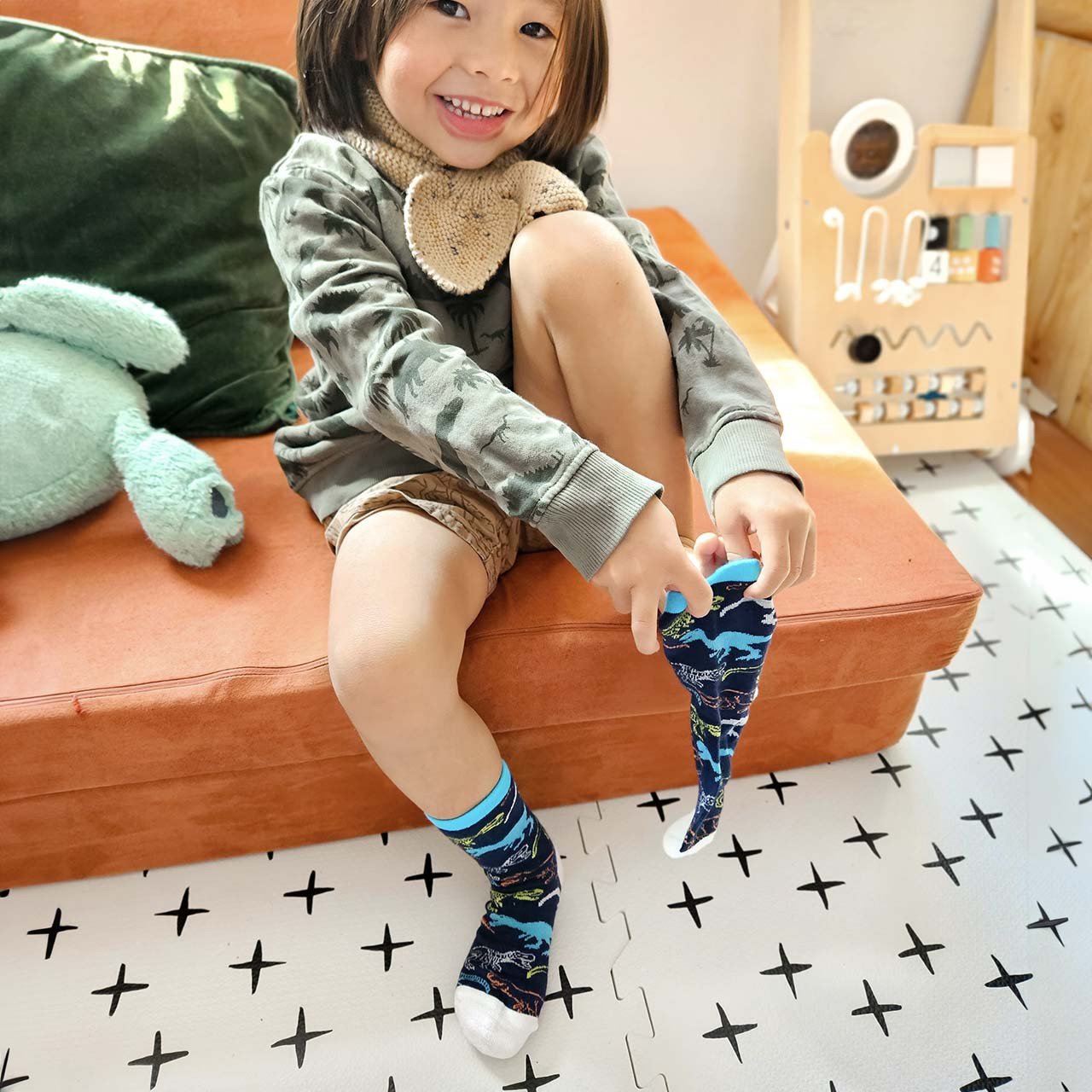 Robeez Robeez Kids Socks Crew 3pk Roaring Dino