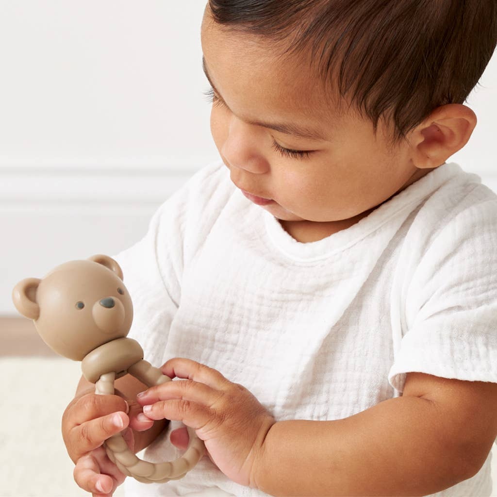 Itzy Ritzy Itzy Ritzy Sweetie Rattle Bear 3M+