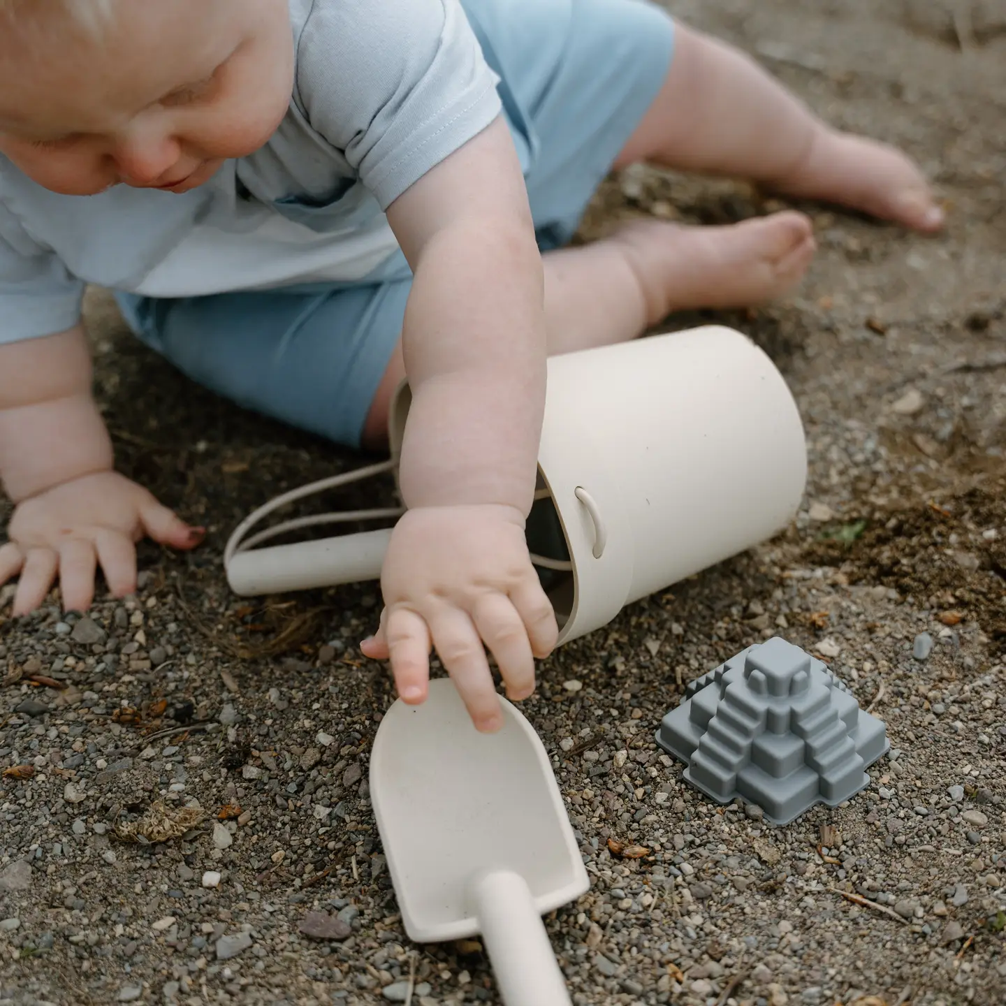 Peaks & Valleys Baby Peaks & Valleys Sand Beach Set with Castle Toys