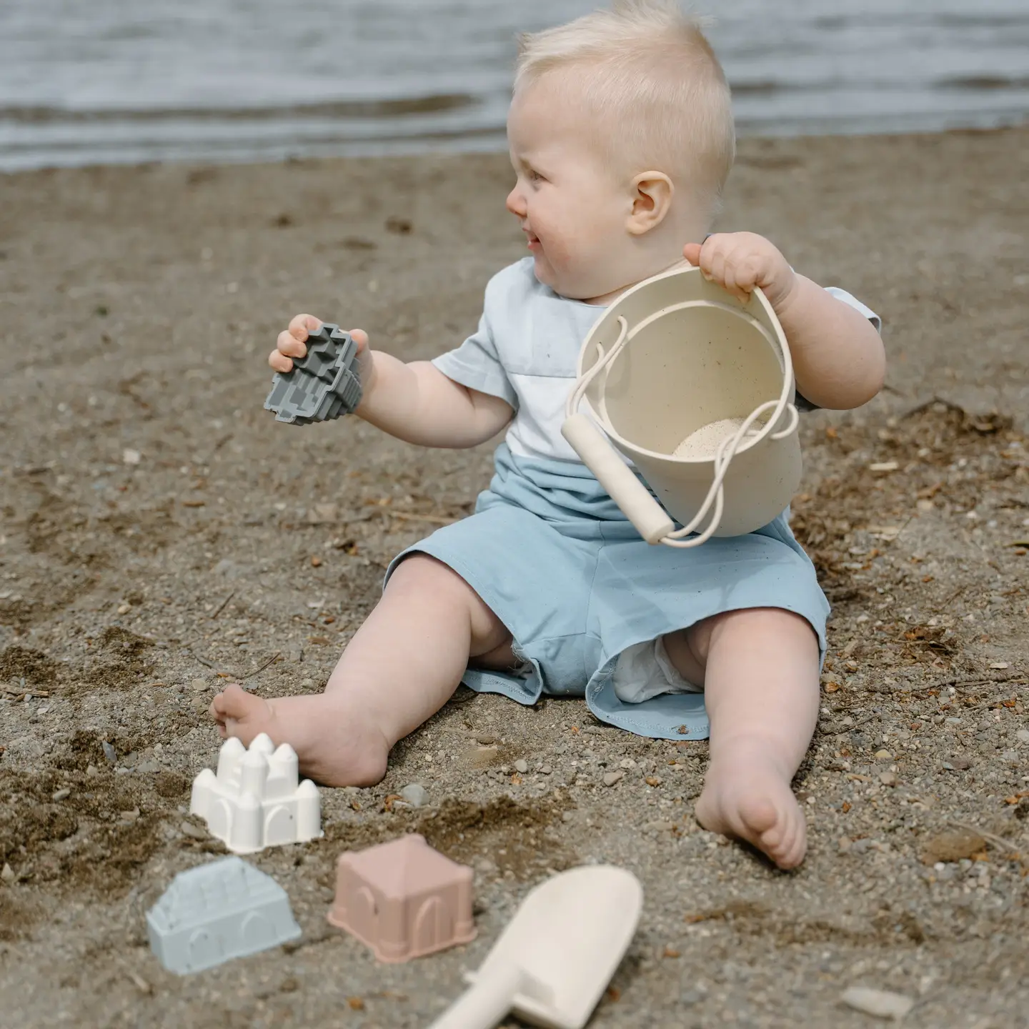 Peaks & Valleys Baby Peaks & Valleys Sand Beach Set with Castle Toys