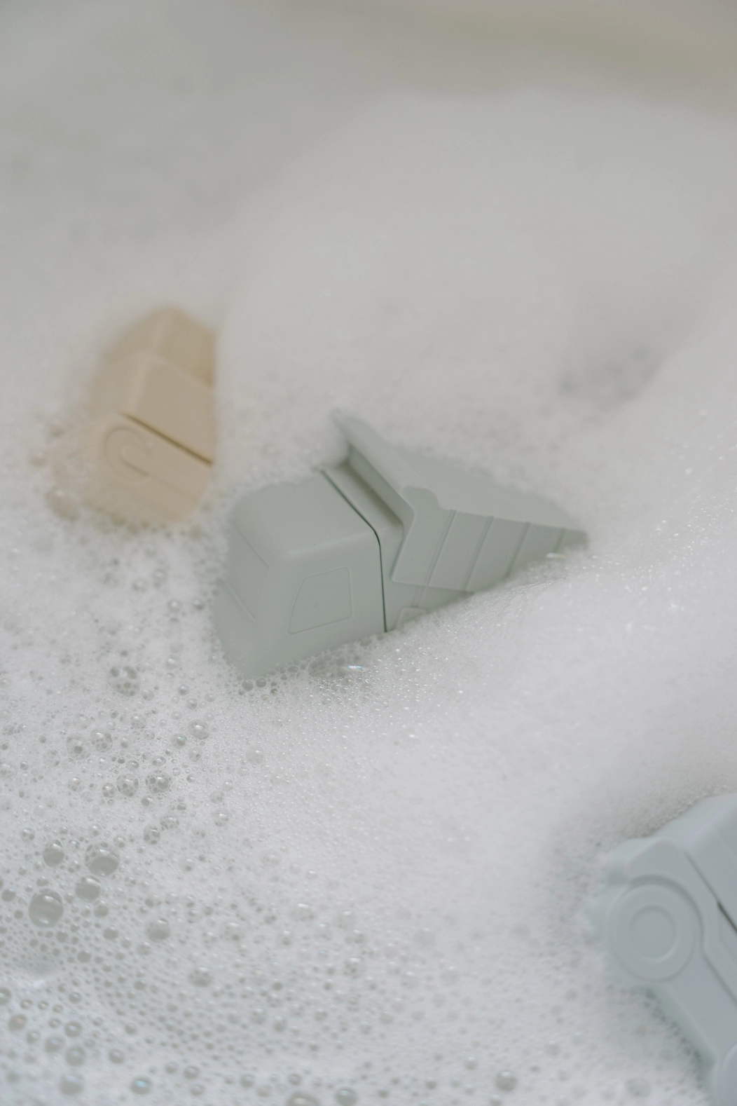 Peaks & Valleys Baby Peaks & Valleys Baby Construction Bath Toys Pastel