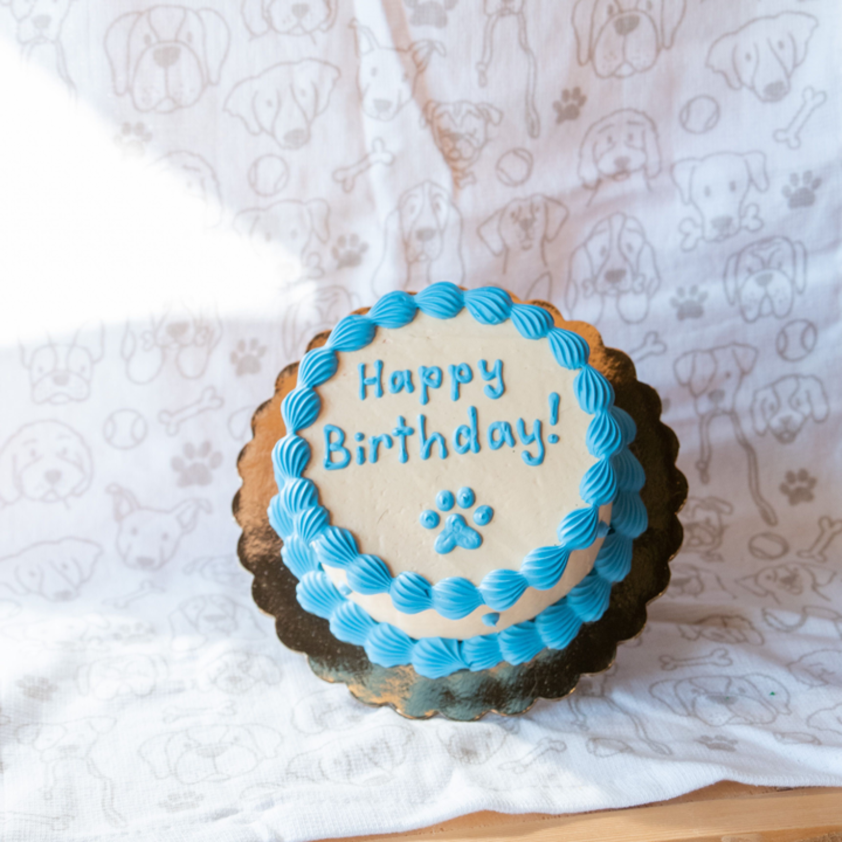 LDFC Bakery LDFC Bakery - Cake Premade Small 4"