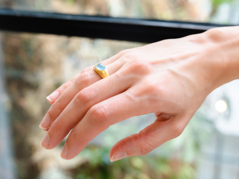 Blue Sapphire Valentino Ring