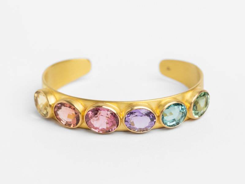 MARIE HÉLÈNE DE TAILLAC MULTI COLOR OVAL STONE CUFF BRACELET