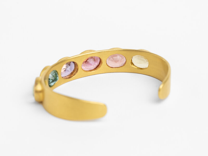 MARIE HÉLÈNE DE TAILLAC MULTI COLOR OVAL STONE CUFF BRACELET