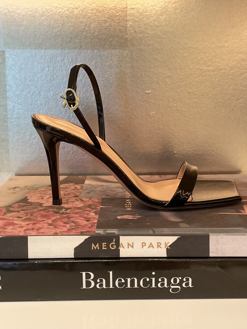 GIANVITO ROSSI RIBBON STILETTO