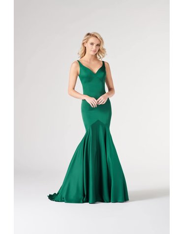 COLLETTE COLLETTE SLEEVELESS FIT AND FLARE DEEPCUT BACK SILK GOWNS