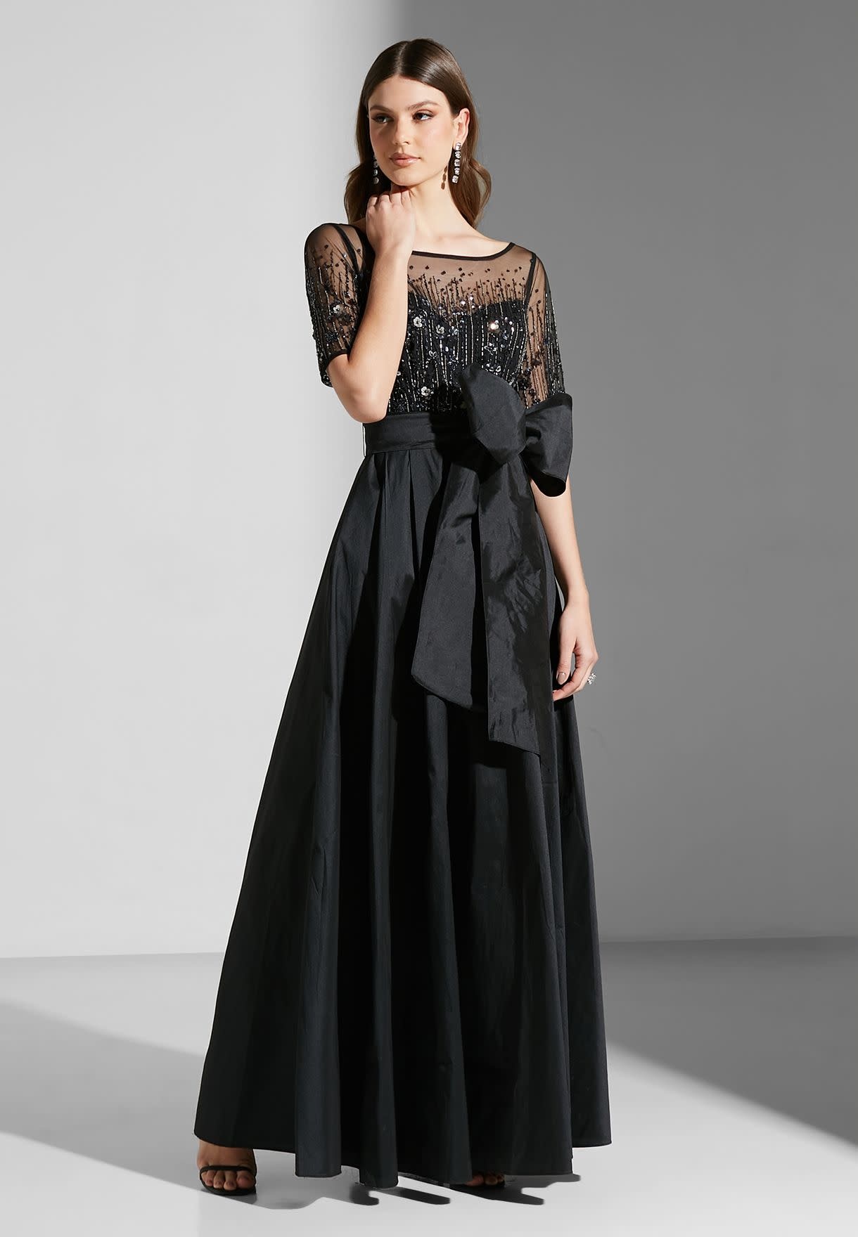 ADRIANNA PAPELL ADRIANNA PAPELL BEADED MESH AND TAFFETA GOWN DRESSES