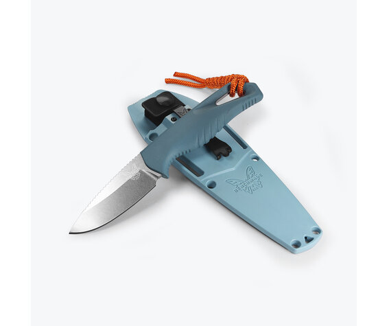 Benchmade Intersect | Depth Blue Santoprene | Drop-point