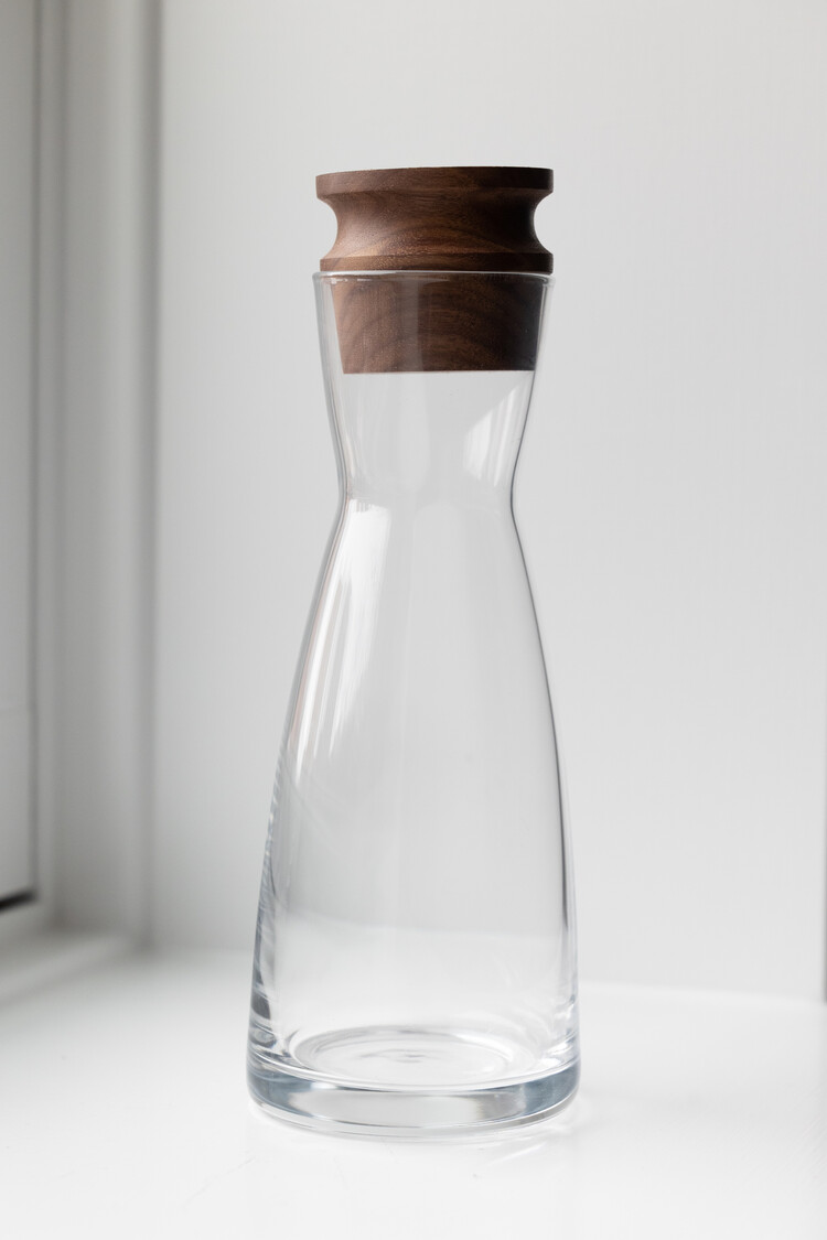 Carafe with Walnut Stop - TNC