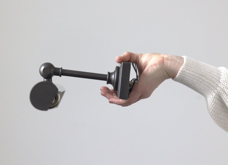 18" Cabinet Maker's Picture Light