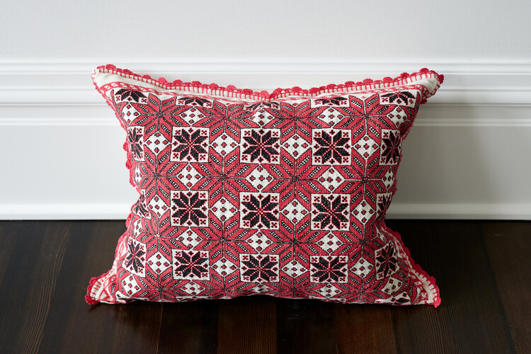 Star European Vintage Textile Pillow