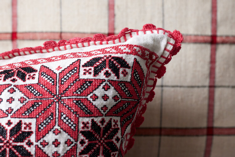 Star European Vintage Textile Pillow