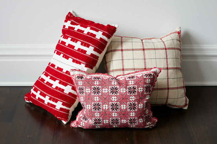 Star European Vintage Textile Pillow