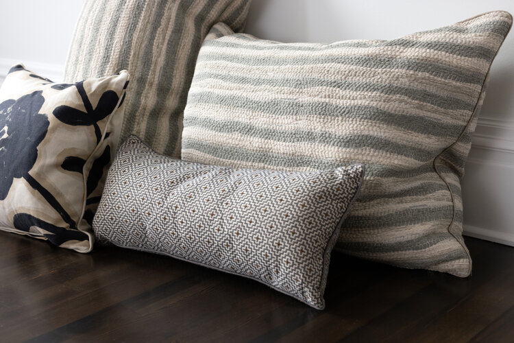 12" x 26" Chama Mineral Pillow - DS