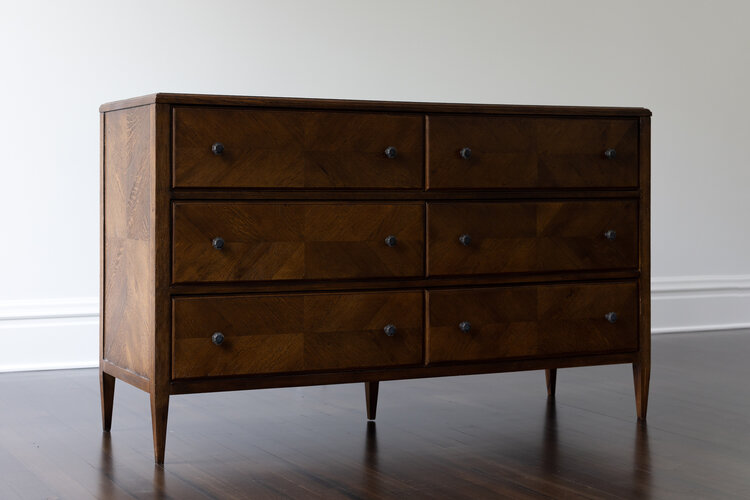 Nova Dresser
