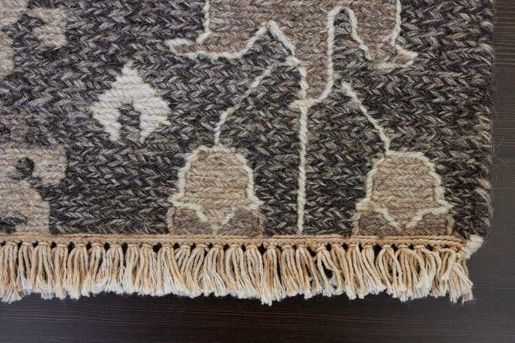 Reversible Dark Neutral Rug
