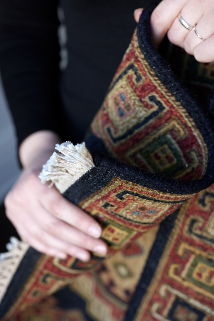 Spanish Multi Rug: 2’ x 3’ - KTY