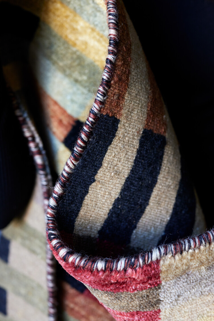 2’ x 3’ Multicolor Stripe Rug - KTY