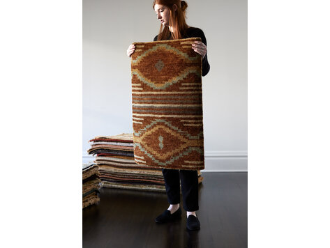 2’ x 3’ Mineral Brown Rug - KTY
