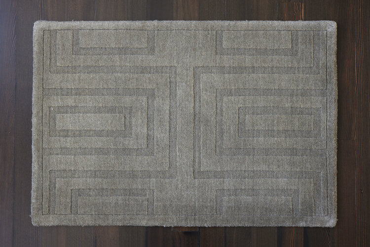 Castle Grey Rug: 2’ x 3’ - KTY