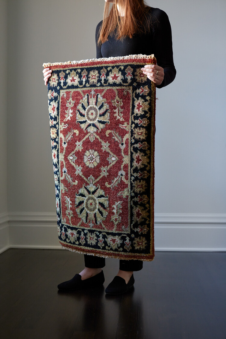 Rust / Black Multi Rug: 2’ x 3’ - KTY