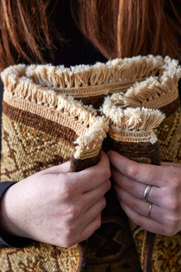 Granite Brown Rug: 2’ x 3’ - KTY