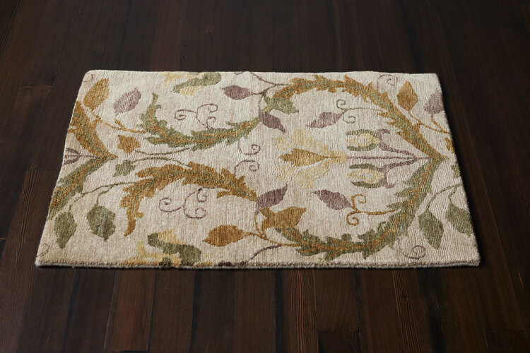 French Grey Rug: 2’ x 3’ - KTY