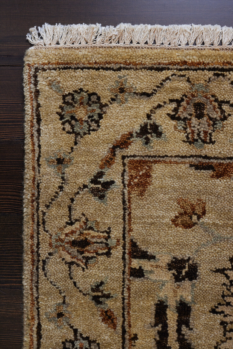 Sandstone Rug: 2’ x 3’ - KTY