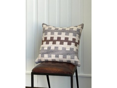 Hanover Earth Sq. Pillow & Down Insert