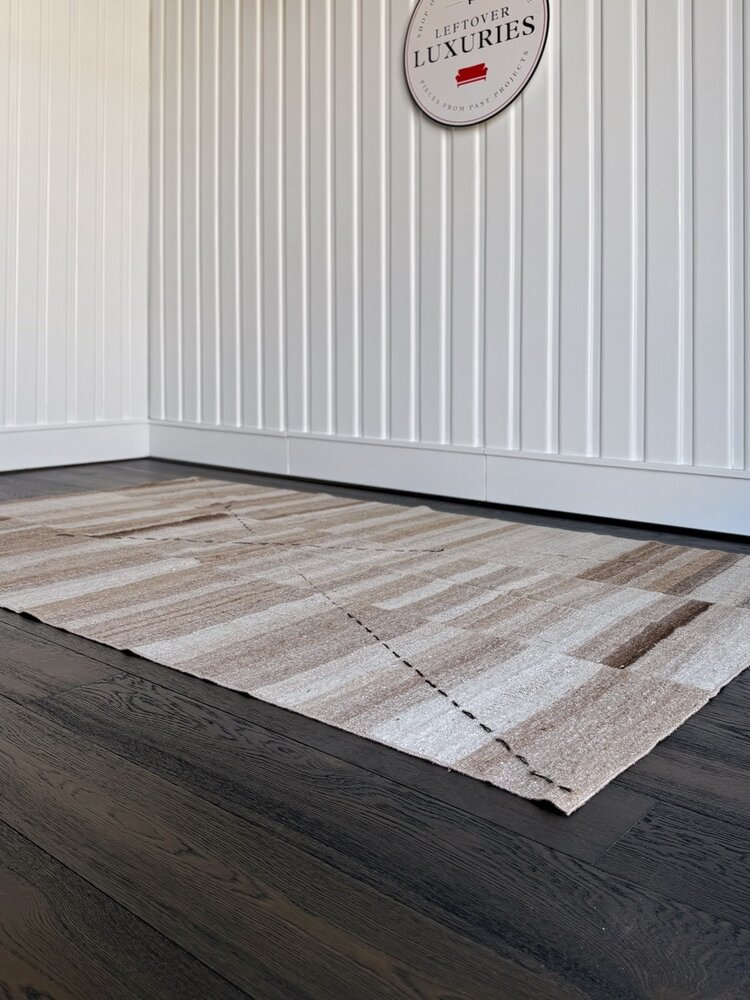 5'6" x 8'10" Vintage Mazanderan Kilim Wool Rug - KH