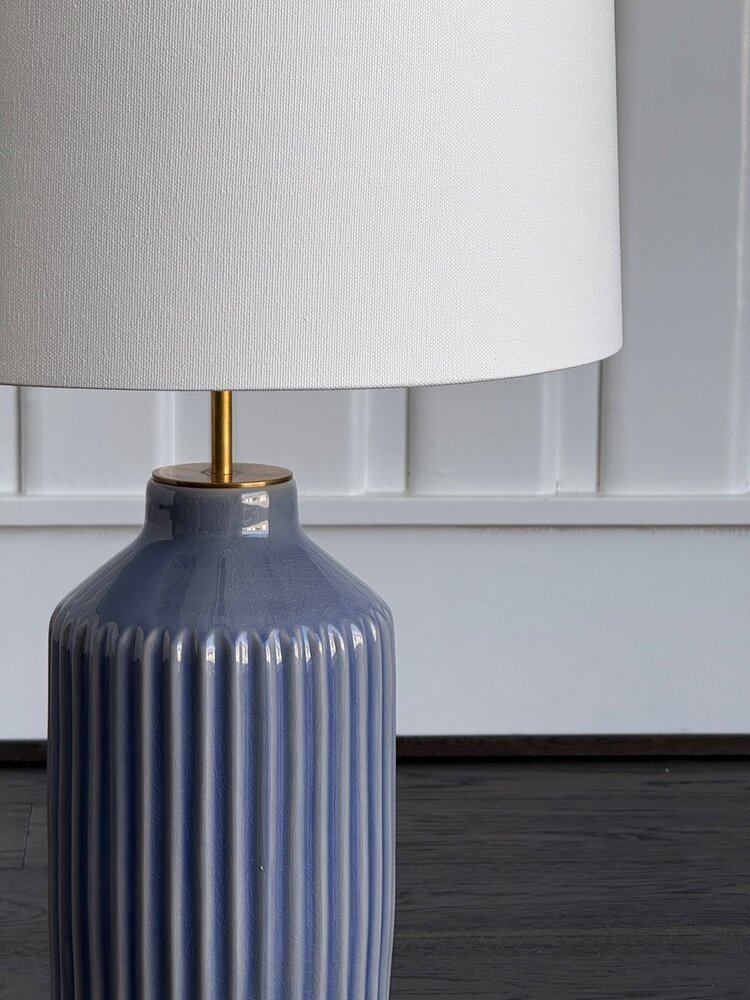 Braylen Ribbed Table Lamp: Blue