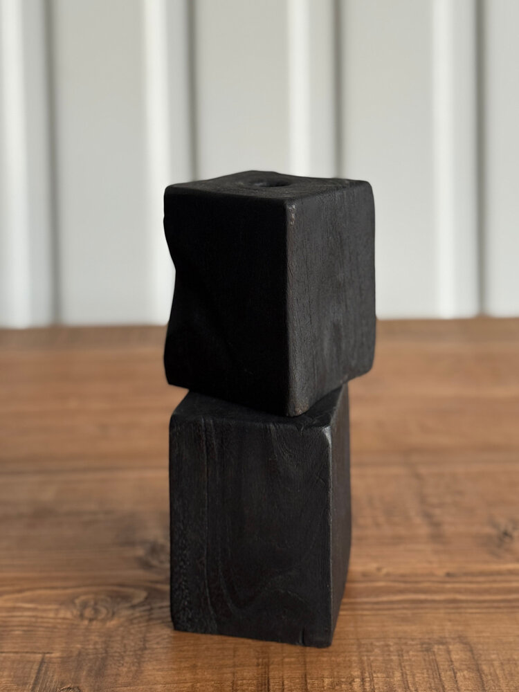 Henlee Candleholder: Large - ART