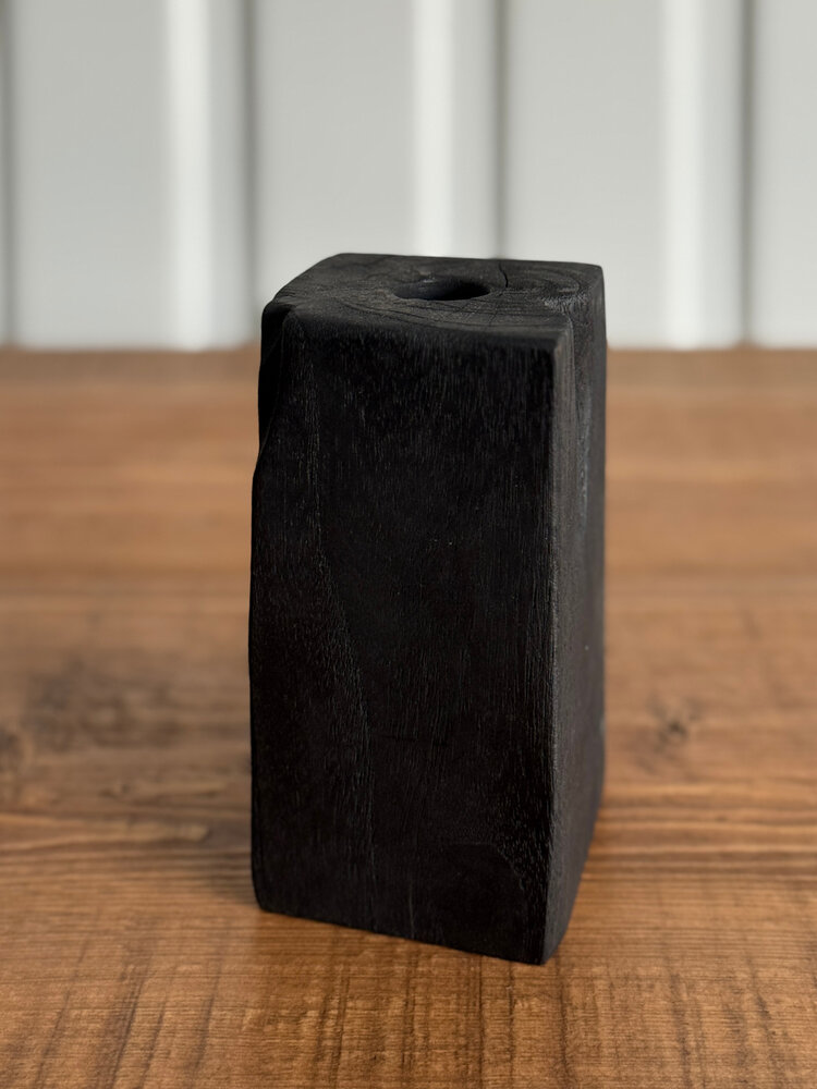 Henlee Candleholder: Large - ART