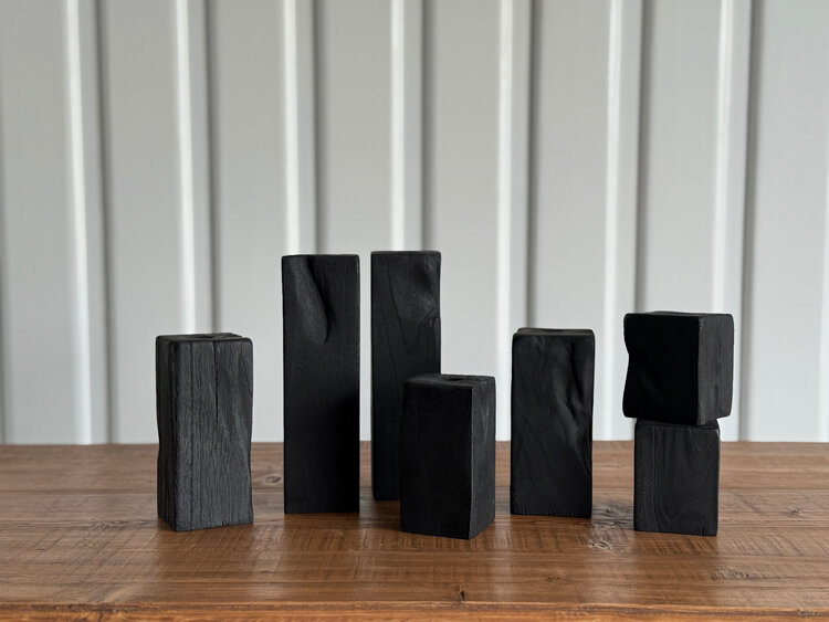 Henlee Candleholder: Medium - ART