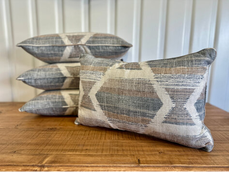 Hamlet Cafe Rect. Pillow & Down Insert