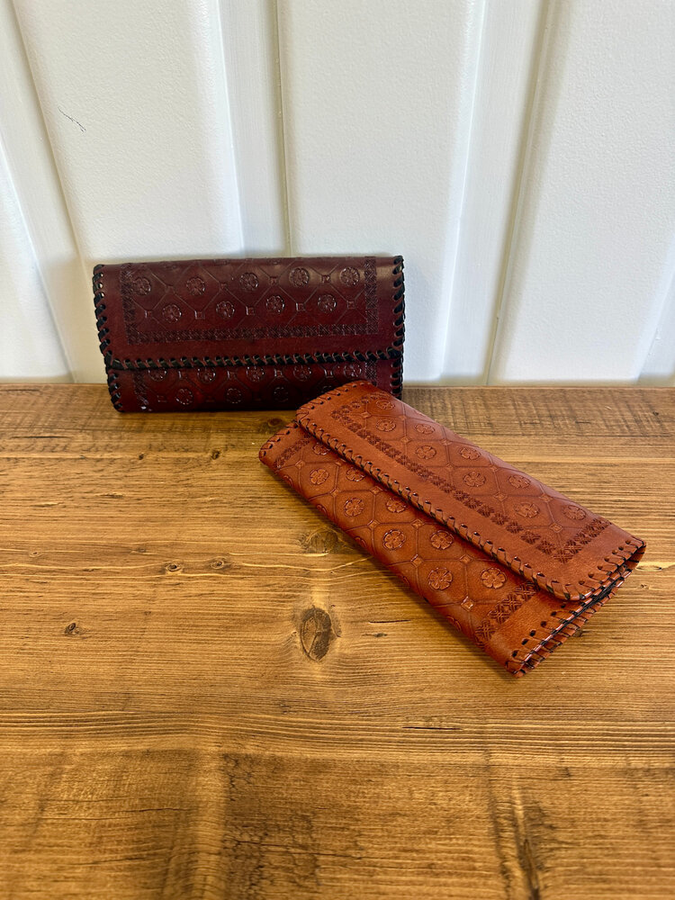 Flower Clutch Wallet: Mahogany - TSS