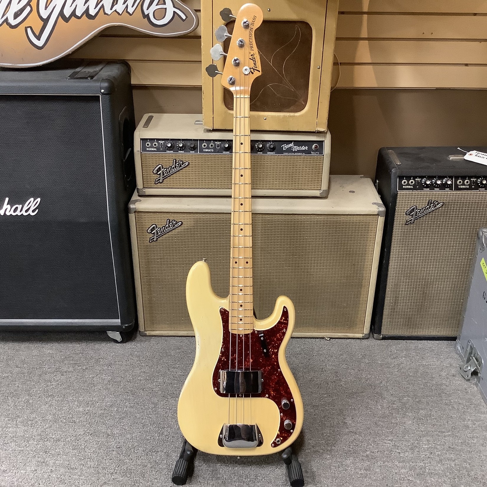 Fender 1968 Fender P-Bass Maple Cap See-Thru Blonde Over Ash