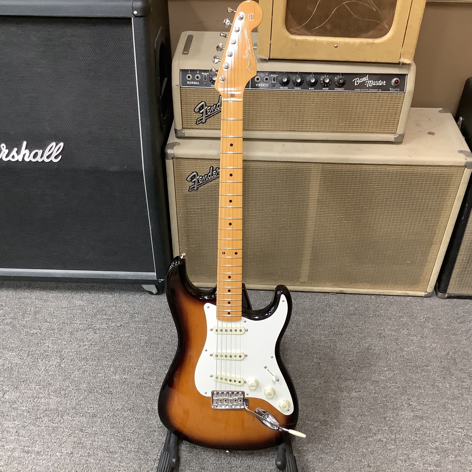 Fender Fender Eric Johnson Stratocaster Sunburst