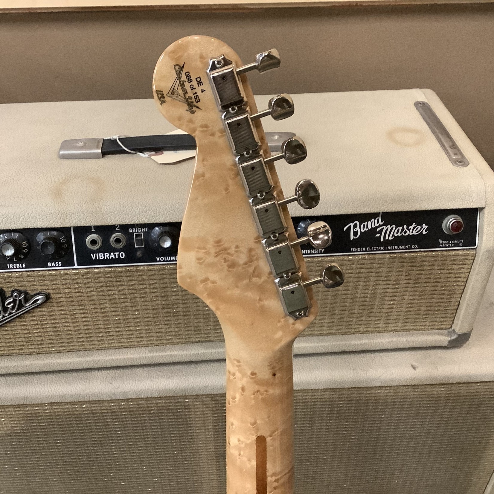 Fender Fender Custom Shop 'Aloha' Stratocaster Aluminum Limited Edition #088/153