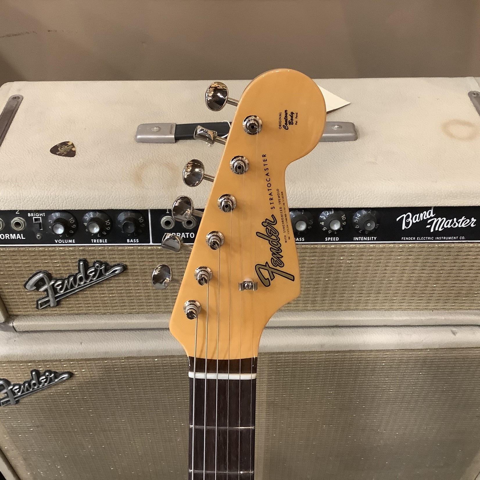 Fender Brand New Fender American Original '60s Stratocaster, Three Tone Sunburst