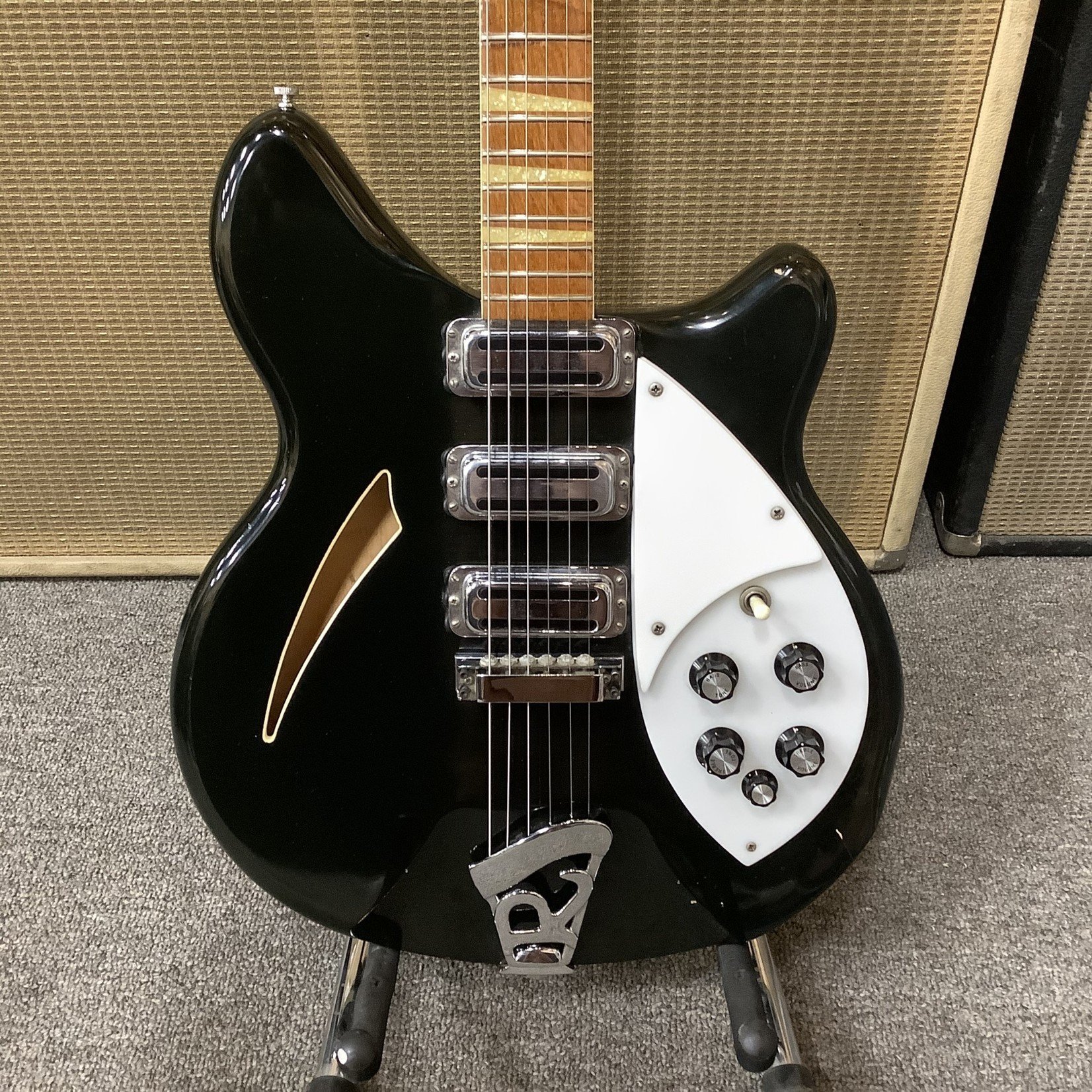 Rickenbacker May 1968 Rickenbacker 370 Jetglo Triple Pickup