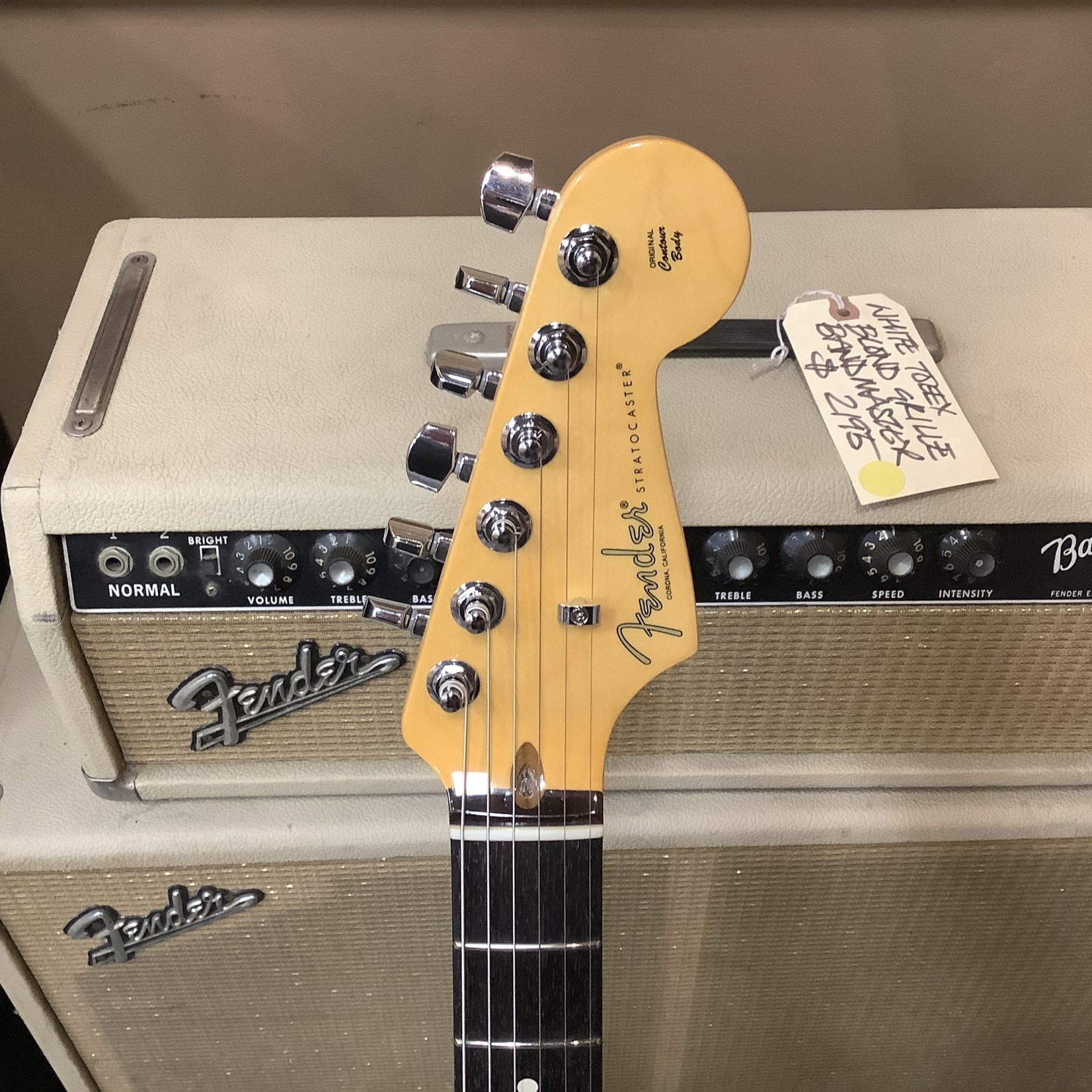 Fender Brand New Fender American Professional II Stratocaster Rosewood Sunburst